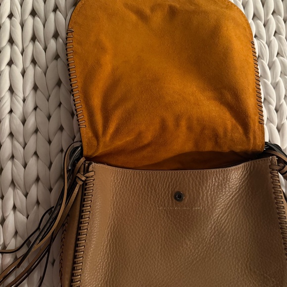 Coach 1941 Whiplash Saddle Bag in Pebble Camel Leather - Picture 3 of 7